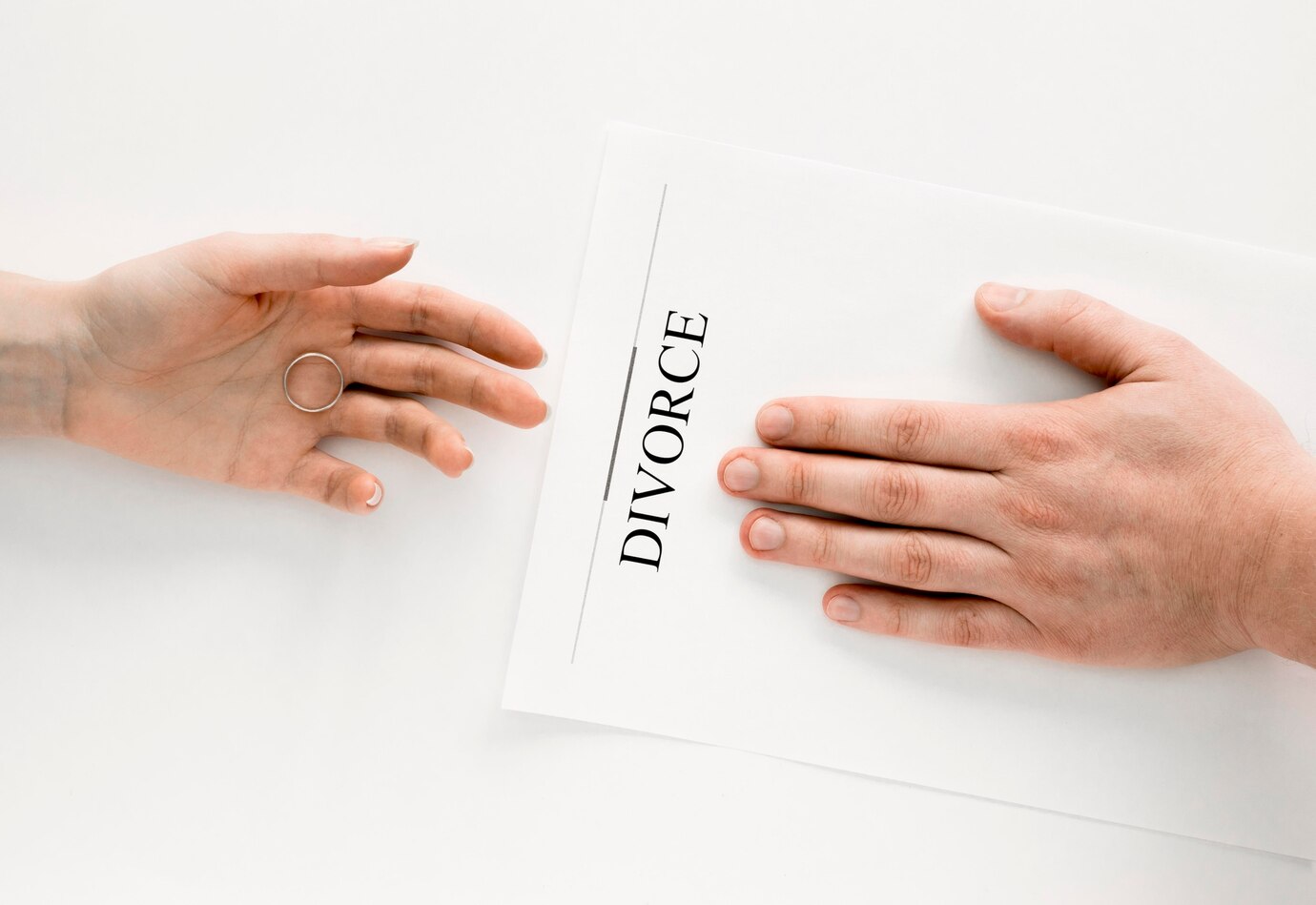 couple-divorcing-agreement_23-2148536036 Divorce mediation